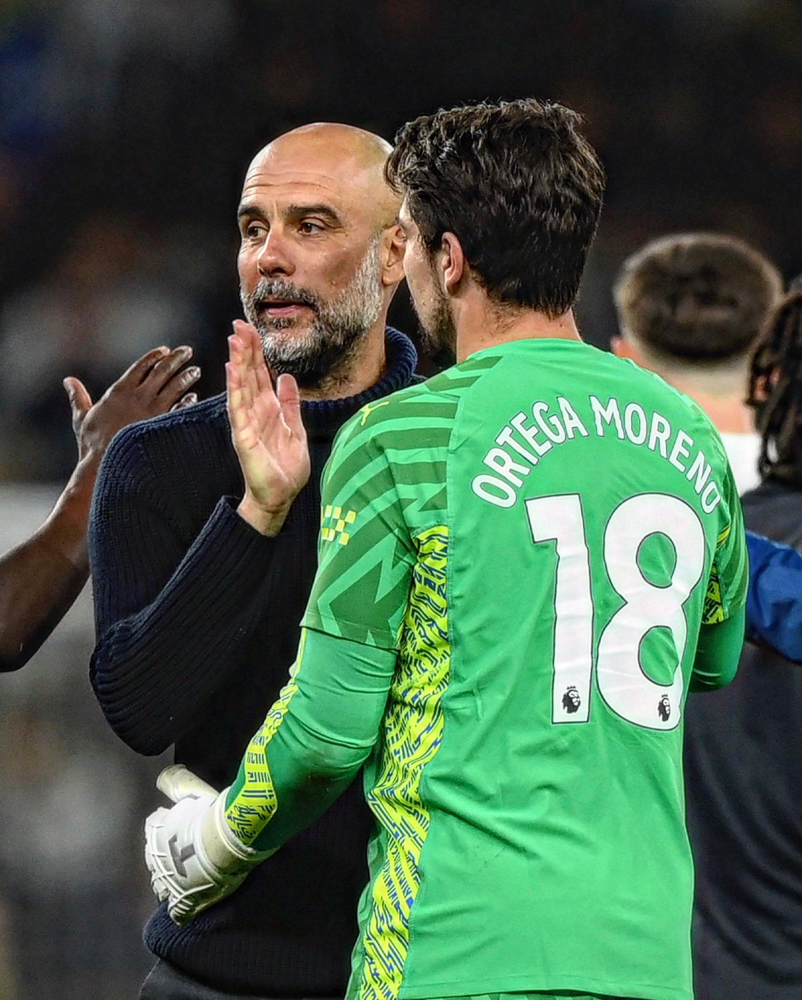  燕赵战狼队对阵三湘朱雀队，冰球公开赛读秒绝平，门将神扑救主——精神属性拉满