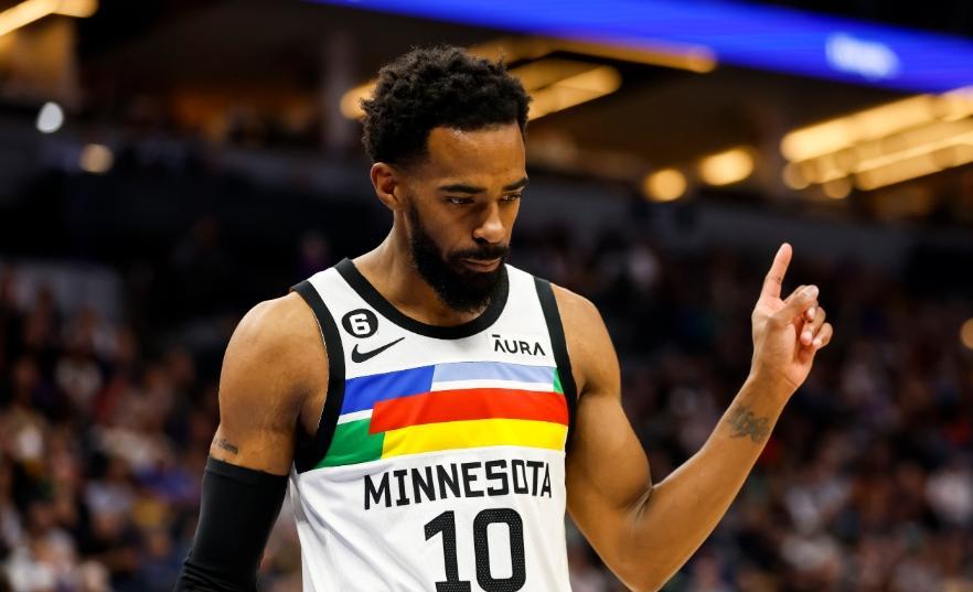 关于浓眉哥连续三场比赛得分超过连败，RNG挑战极限！的信息